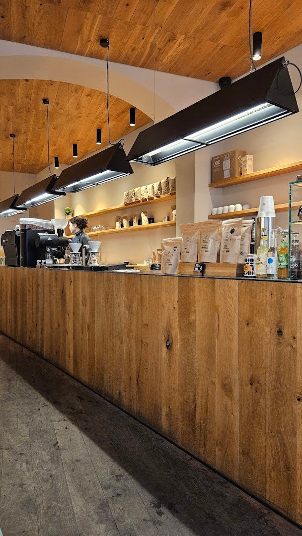 The Barn Café Hackescher Markt specialty coffee shop in Berlin - photo 10