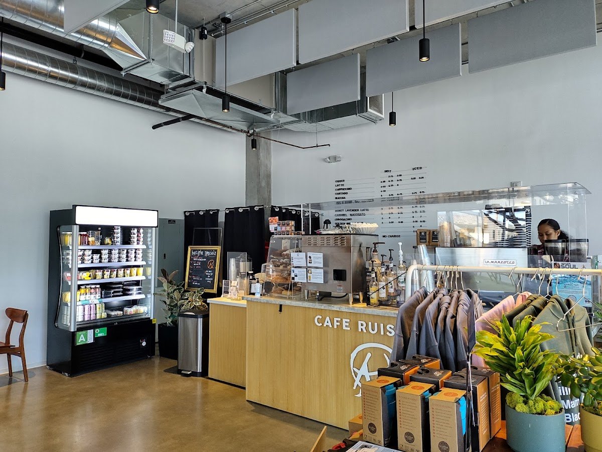 Cafe Ruisseau specialty coffee shop in Los Angeles - photo 4