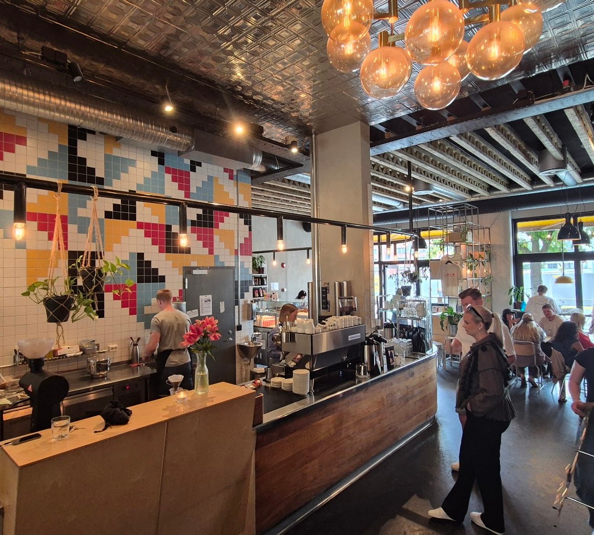 Interior of Pust, specialty coffee shop in Oslo
