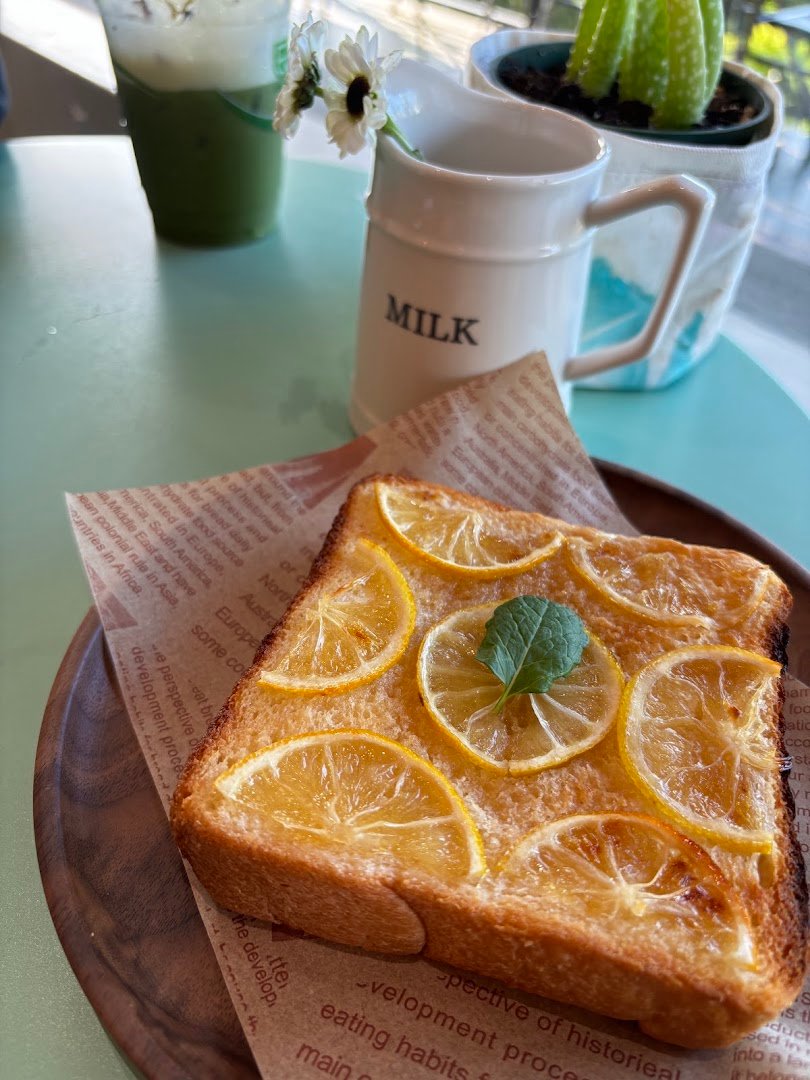 Food at Café LAPIN, specialty coffee shop in Honolulu