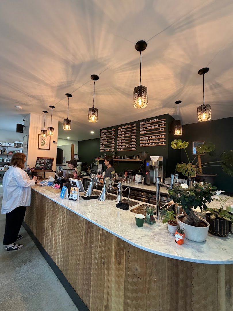 Interior of Phin Cafe, specialty coffee shop in Montreal