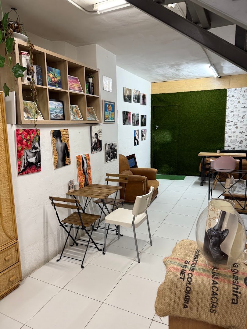 Green Coffees Roasters specialty coffee shop in Madrid - photo 8