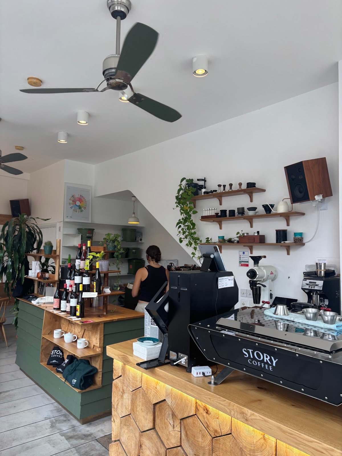 Story Coffee specialty coffee shop in London - photo 6