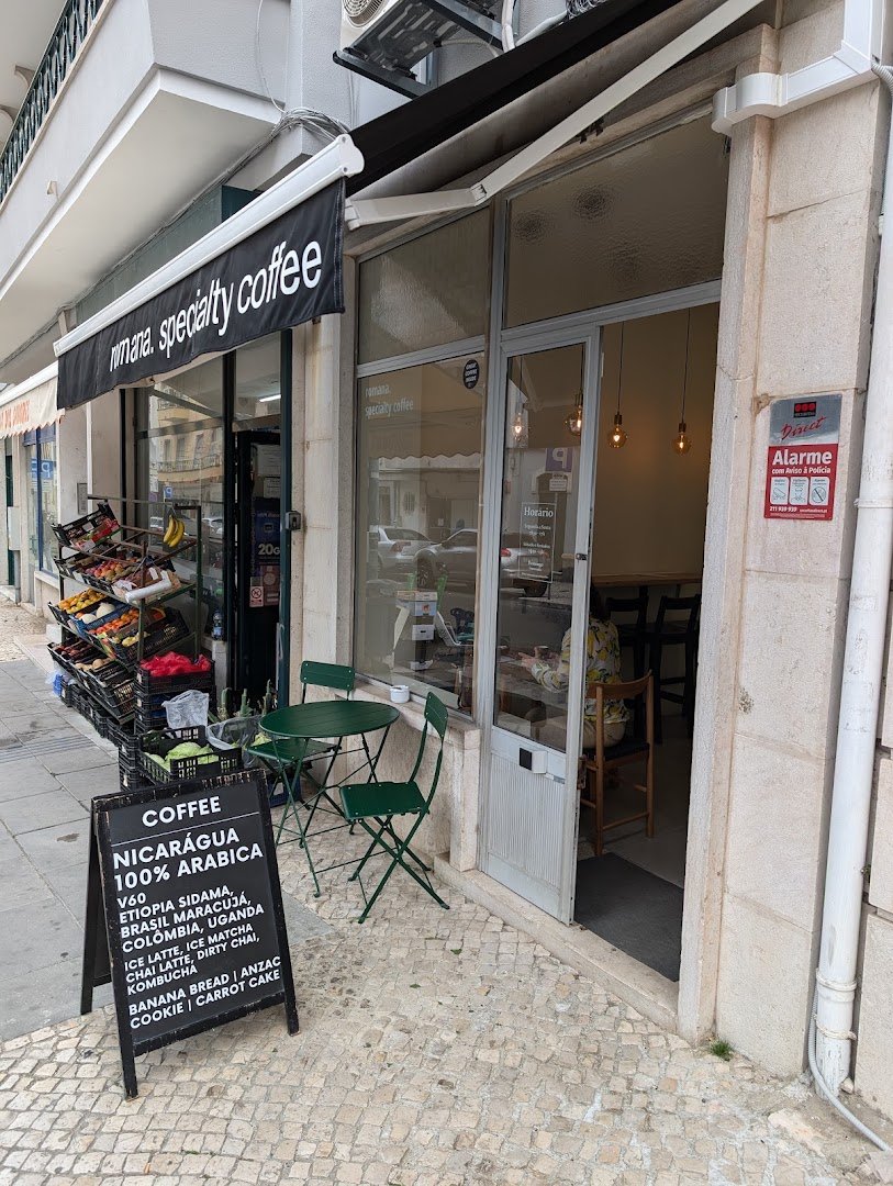 Storefront of Romana Specialty Coffee, specialty coffee shop in Lisbon