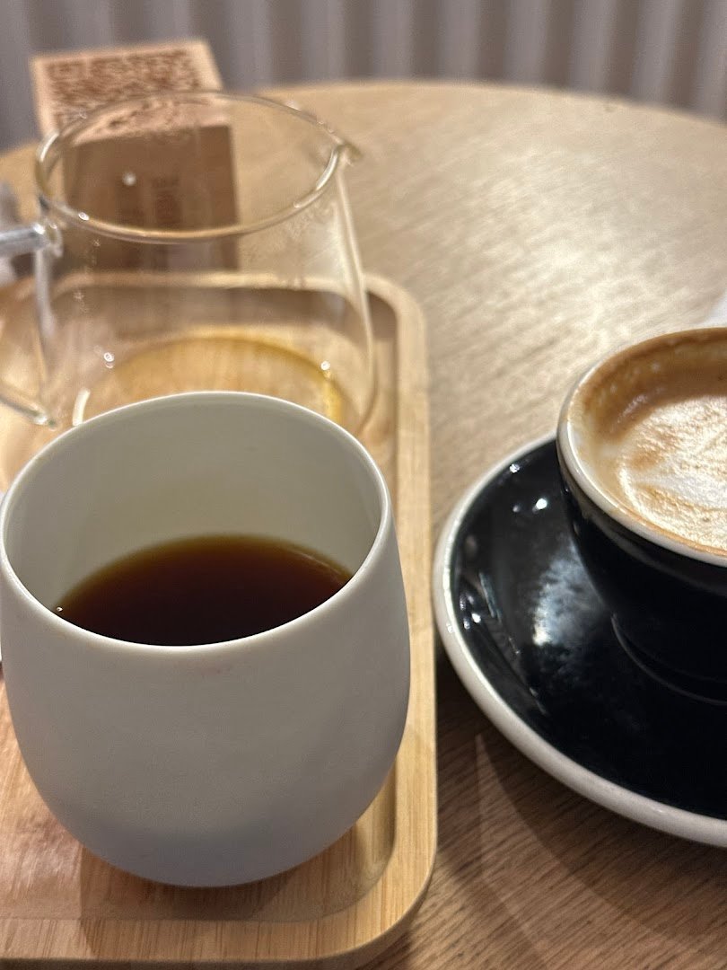 The Barn Café Neukölln specialty coffee shop in Berlin - photo 4