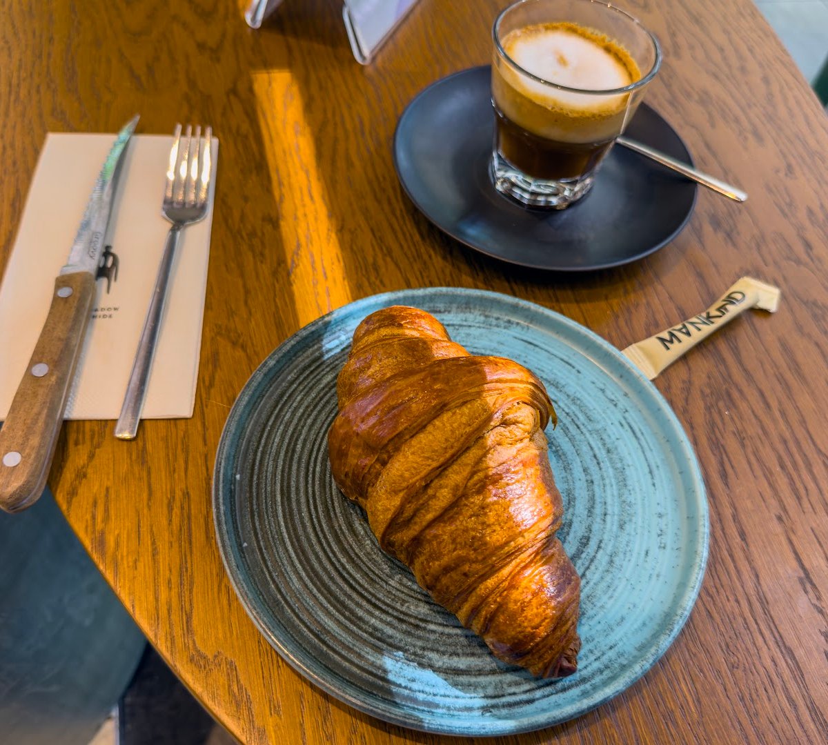 Mankind Coffee & Eatings specialty coffee shop in Istanbul - photo 6