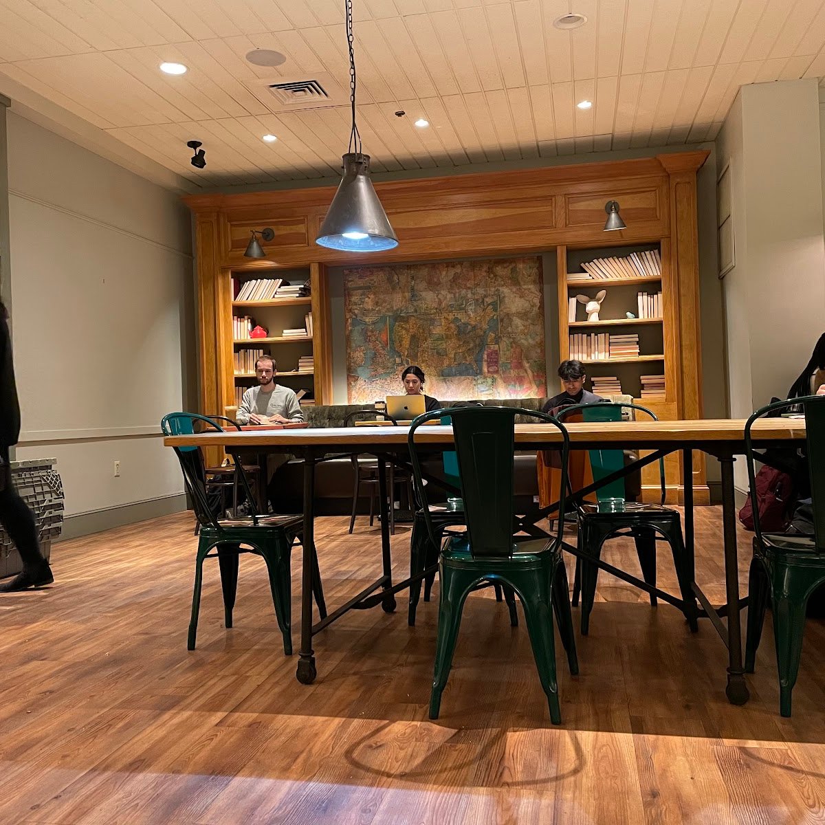 Pavement Coffeehouse - BU specialty coffee shop in Boston - photo 7