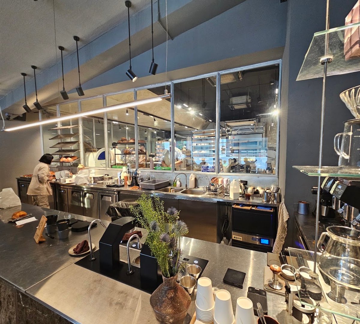 La Cabra Bakery specialty coffee shop in Bangkok - photo 6