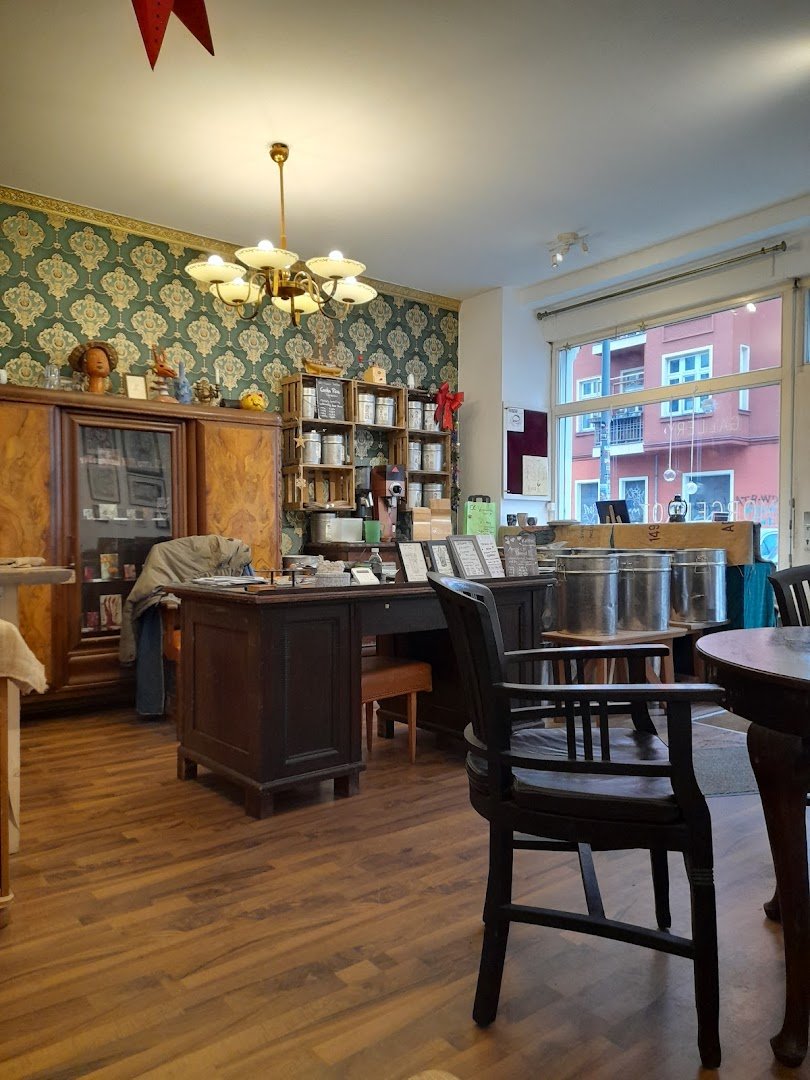 CoffeinCentrale, Kaffee-und Kunsthaus, Rösterei specialty coffee shop in Berlin - photo 8