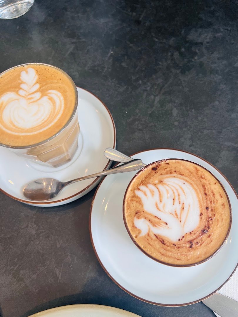 KIN Cafe & Wine Bar specialty coffee shop in Sydney - photo 3