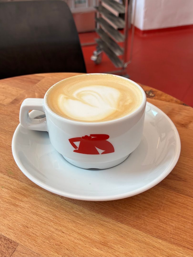 Coffee at BOZO, specialty coffee shop in Warsaw