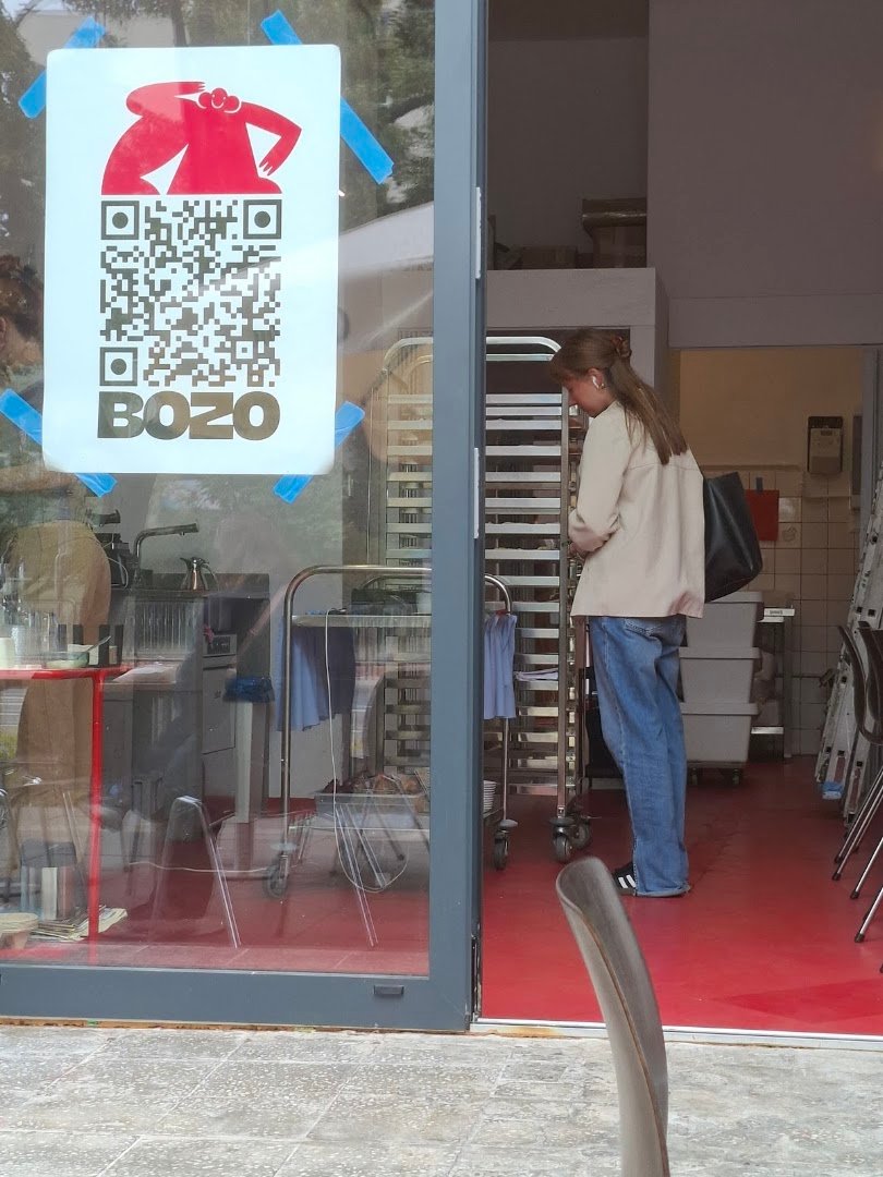 Storefront of BOZO, specialty coffee shop in Warsaw