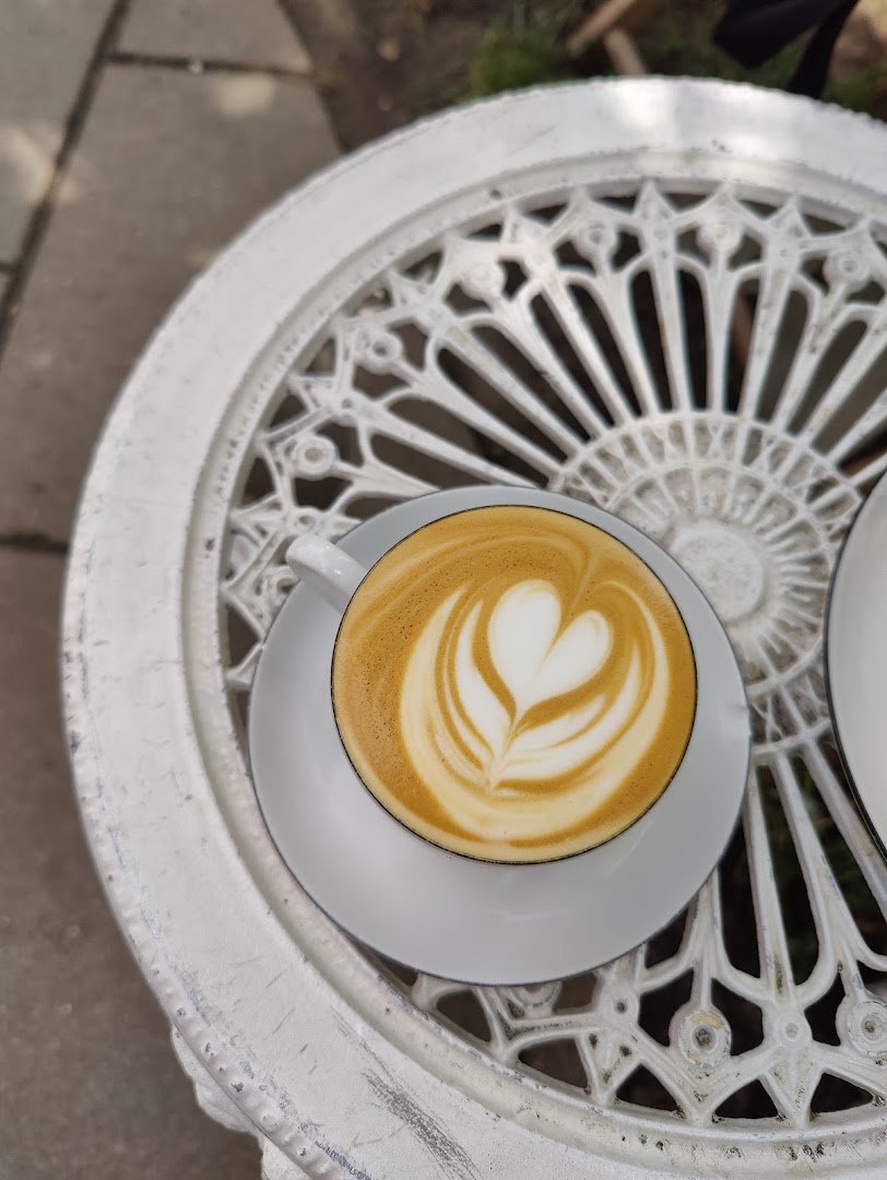 Coffee at HAŁAS Coffee+Vinyl, specialty coffee shop in Warsaw