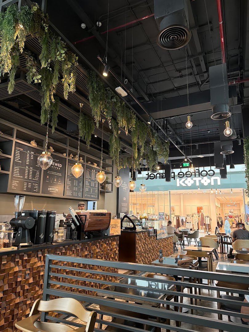 Coffee Planet - Circle Mall JVC specialty coffee shop in Dubai - photo 10