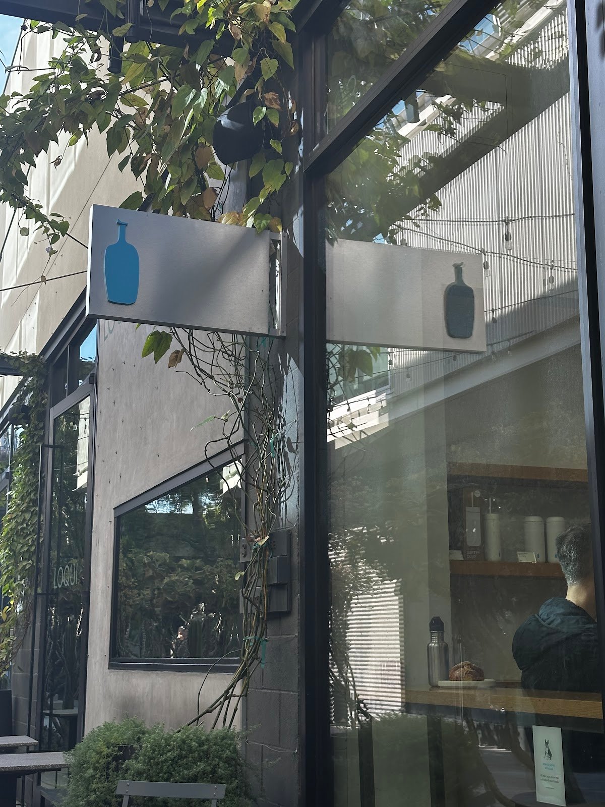 Blue Bottle Coffee specialty coffee shop in Los Angeles - photo 6