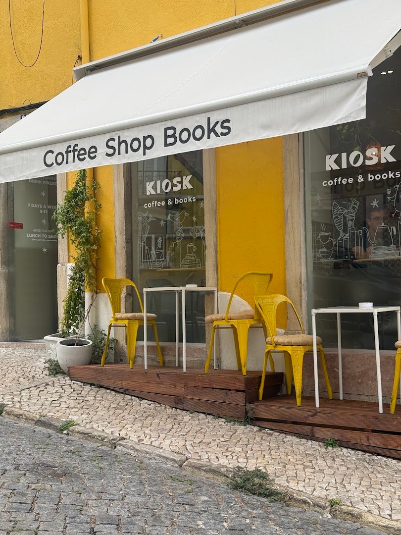 Storefront of Kiosk Cafe | Specialty Coffee & Books | Brunch, specialty coffee shop in Lisbon