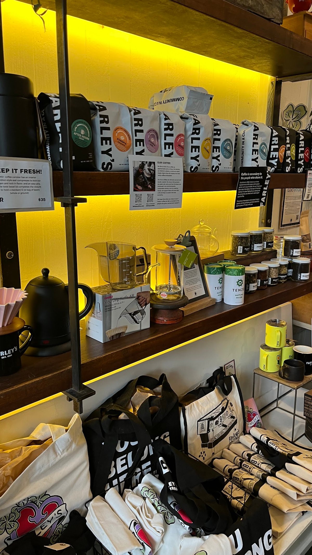 Farley's Coffeehouse specialty coffee shop in San Francisco - photo 10