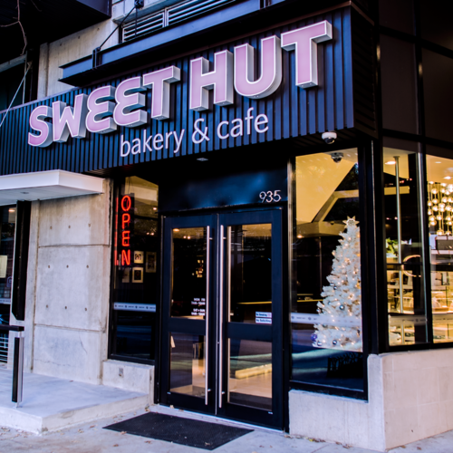 Sweet Hut Bakery & Cafe specialty coffee shop in Atlanta - photo 2