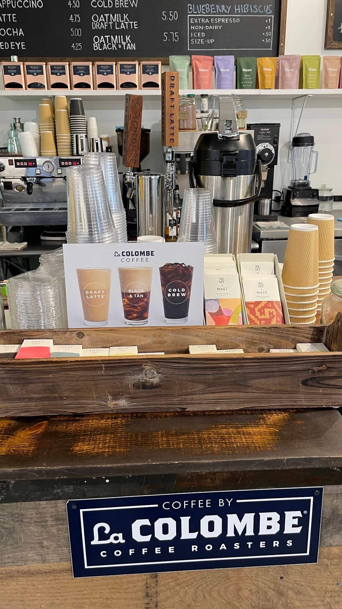 La Colombe specialty coffee shop in New York - photo 10