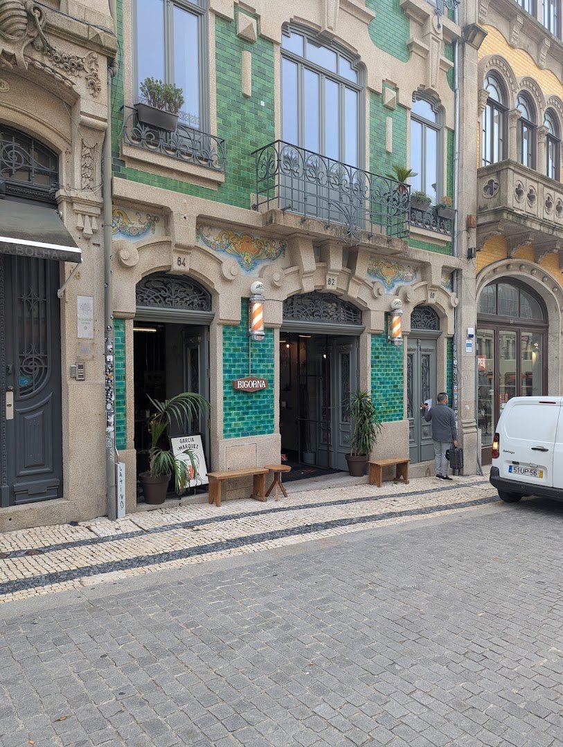Storefront of Garcia & Marquez - Coffee Stories, specialty coffee shop in Porto