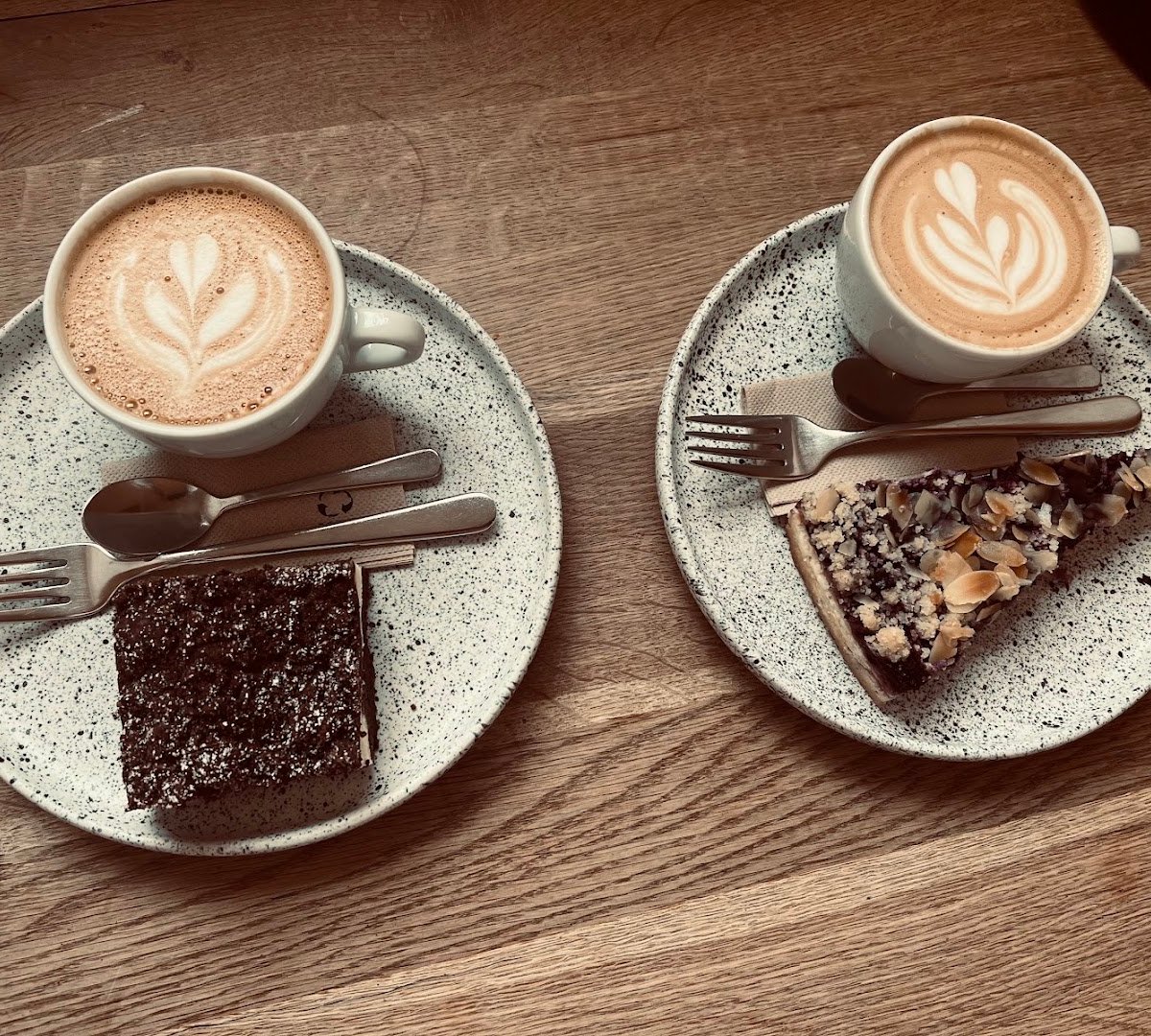 Coffee at Café Jen, specialty coffee shop in Prague
