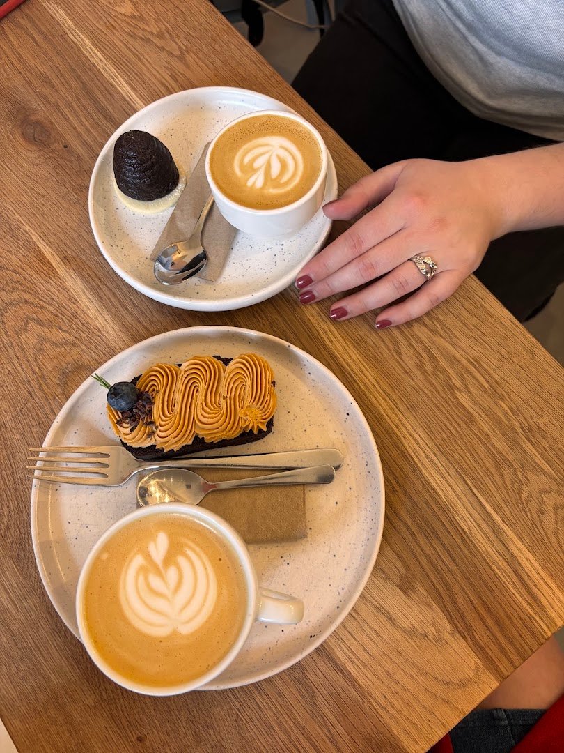 Coffee at Café Jen, specialty coffee shop in Prague