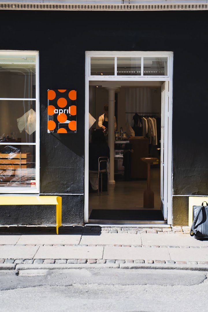 April Coffee Store & Showroom specialty coffee shop in Copenhagen - photo 4