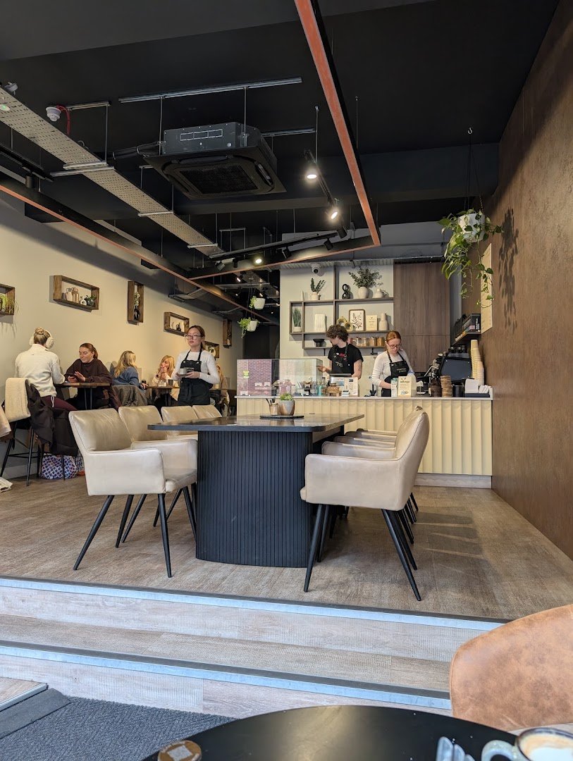 Interior of HAMPTON & VOÚIS (NQ), specialty coffee shop in Manchester