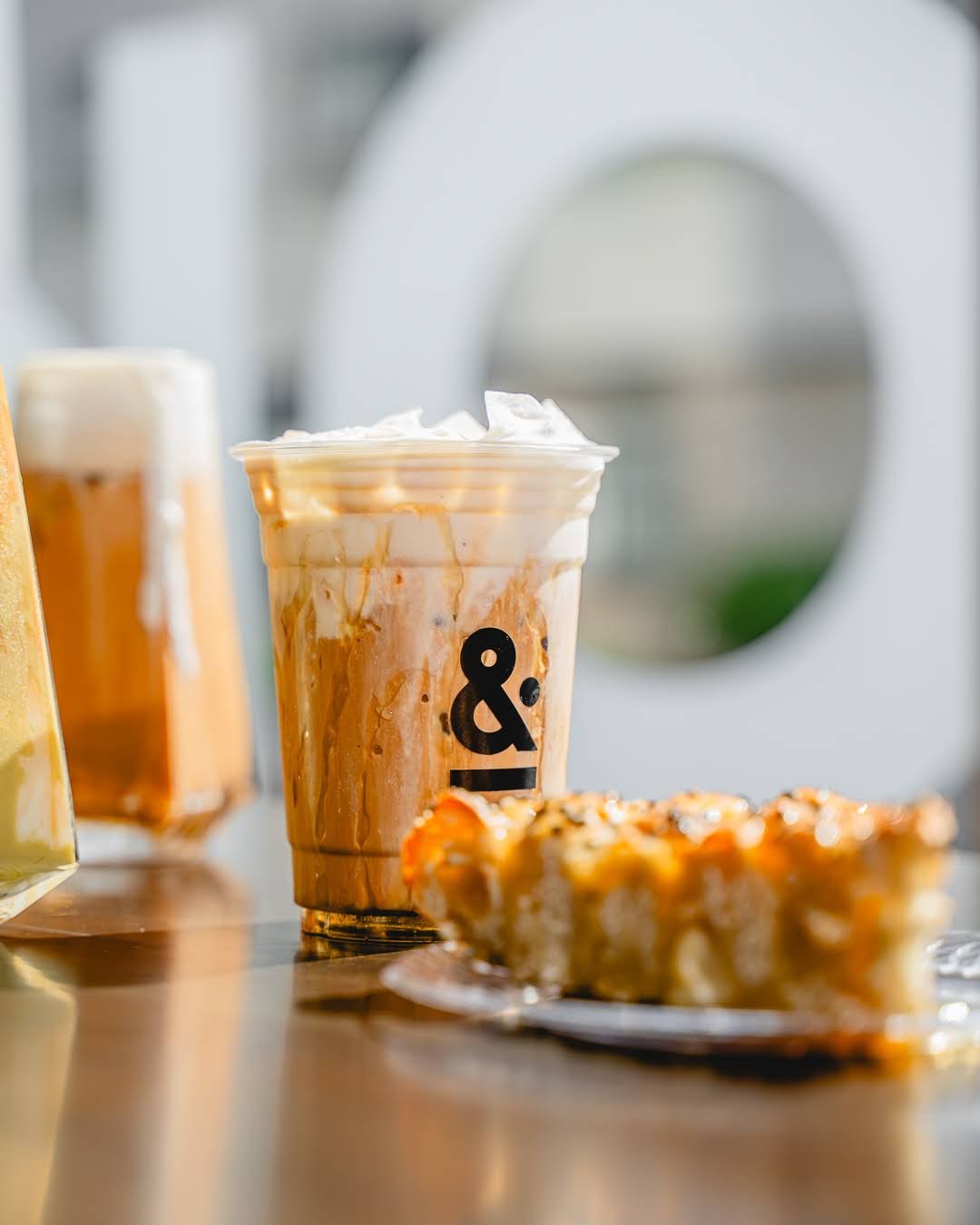 Moka & Co specialty coffee shop in New York - photo 4