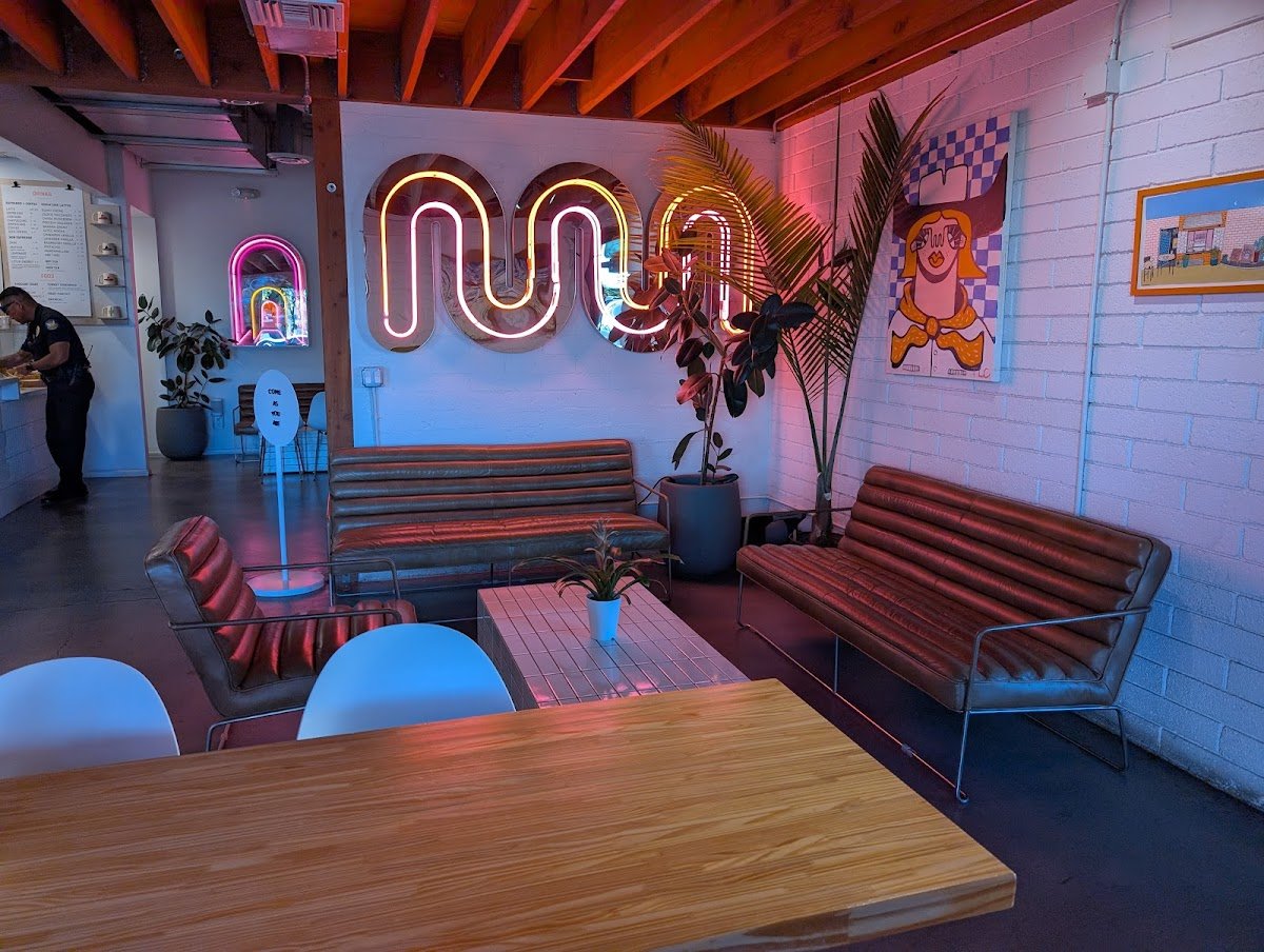 Window Coffee Bar specialty coffee shop in Phoenix - photo 3