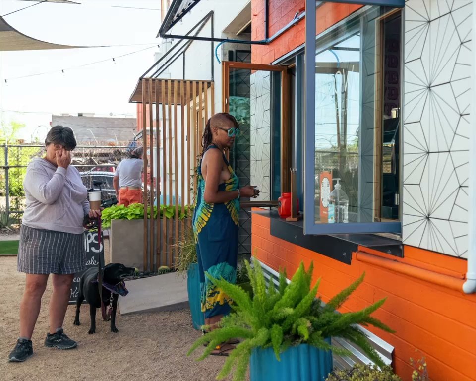 Window Coffee Bar specialty coffee shop in Phoenix - photo 10