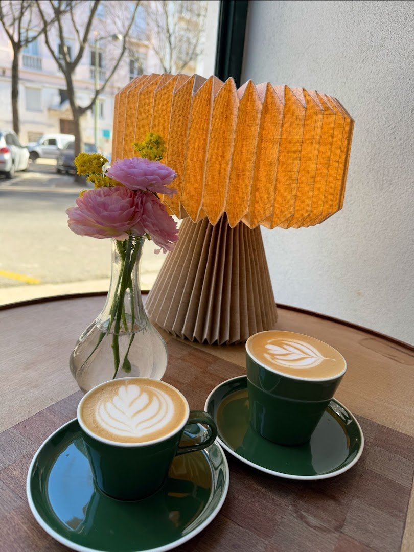 Coffee at The Layers, specialty coffee shop in Lisbon