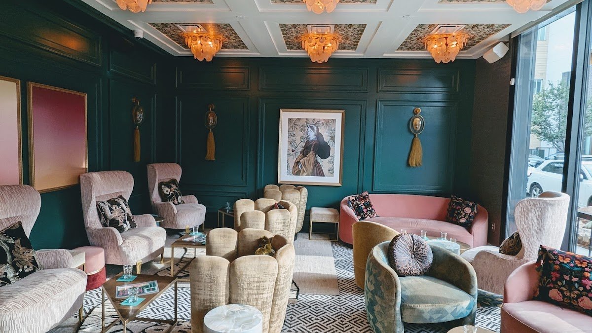 Golden Hour Cafe & Wine Bar specialty coffee shop in Austin - photo 3