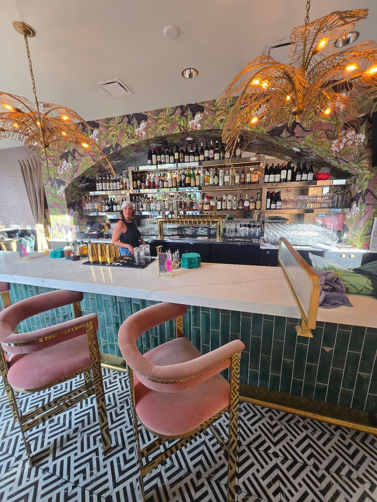 Golden Hour Cafe & Wine Bar specialty coffee shop in Austin - photo 5