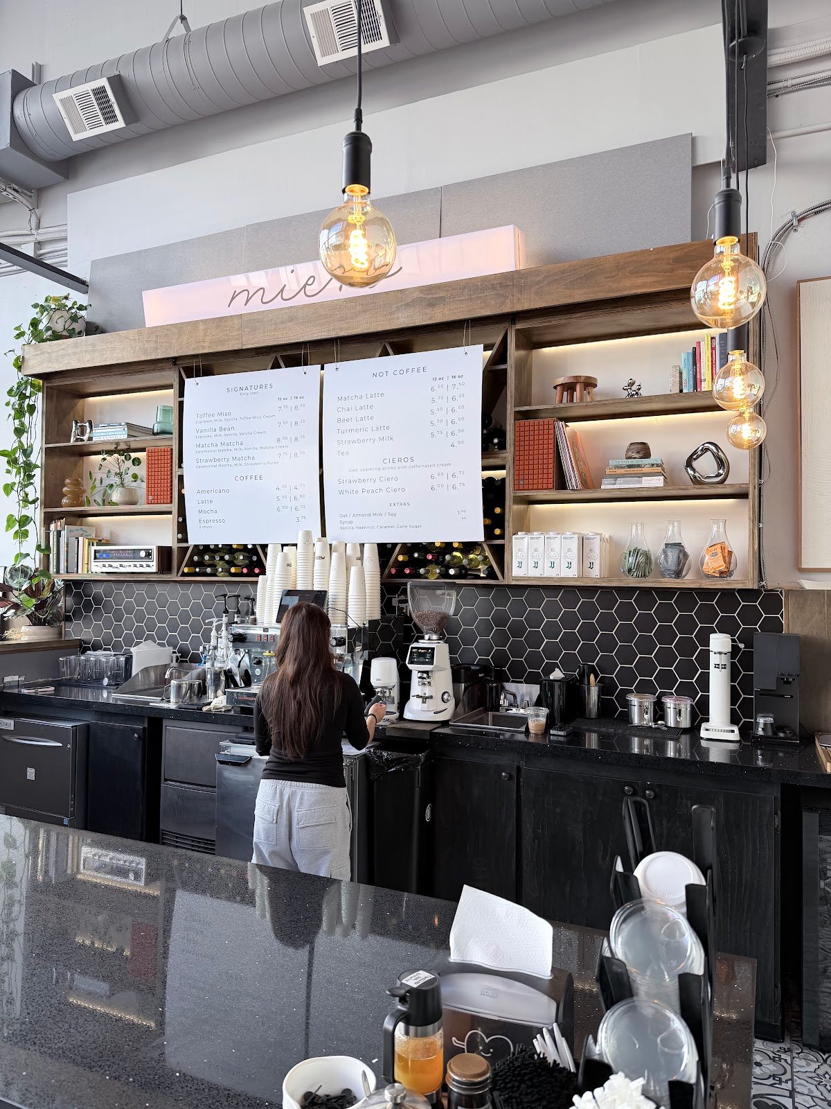 Miero Coffee Bar specialty coffee shop in Seattle - photo 4