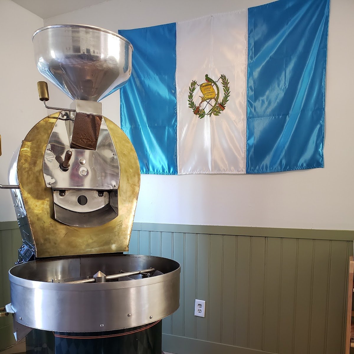 Café Zamora specialty coffee shop in Portland - photo 3