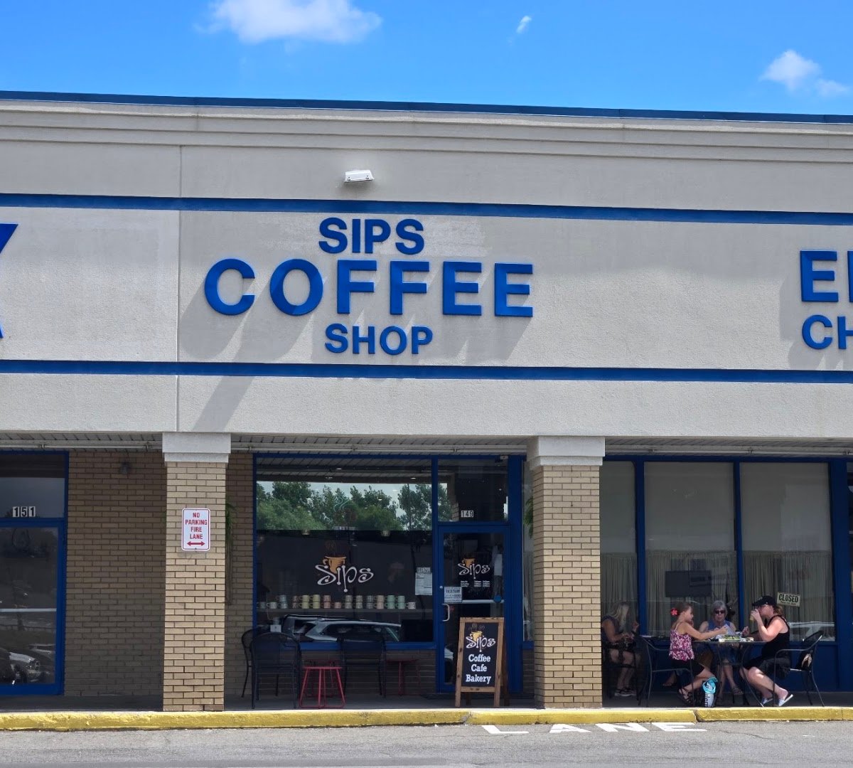 Storefront of Sips Coffee & Cafe, specialty coffee shop in Rochester
