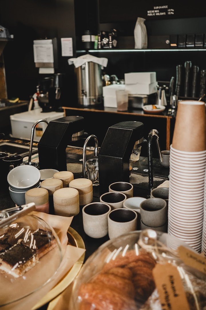 The Carpenter specialty coffee shop in Sydney - photo 9
