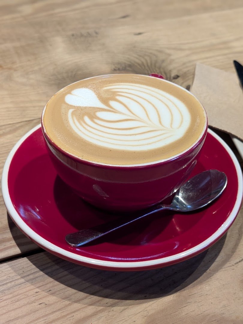 Monkee Koffee specialty coffee shop in Madrid - photo 2