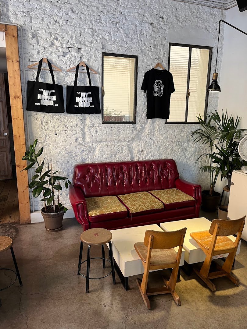 Monkee Koffee specialty coffee shop in Madrid - photo 6