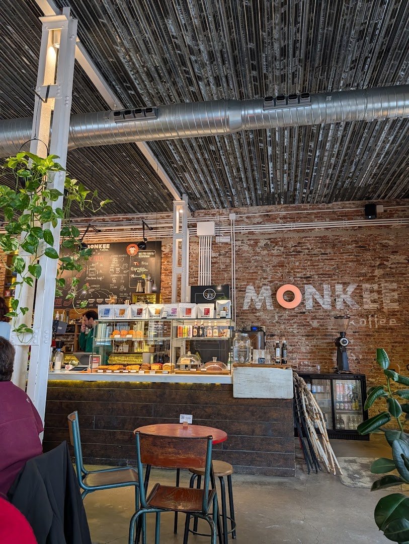 Monkee Koffee specialty coffee shop in Madrid - photo 8