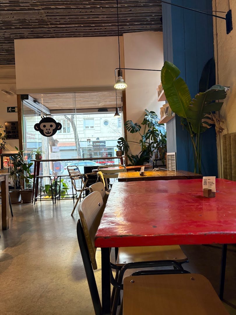 Monkee Koffee specialty coffee shop in Madrid - photo 9