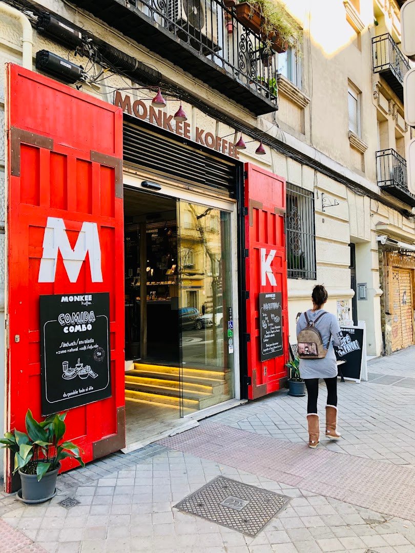 Monkee Koffee specialty coffee shop in Madrid - photo 10
