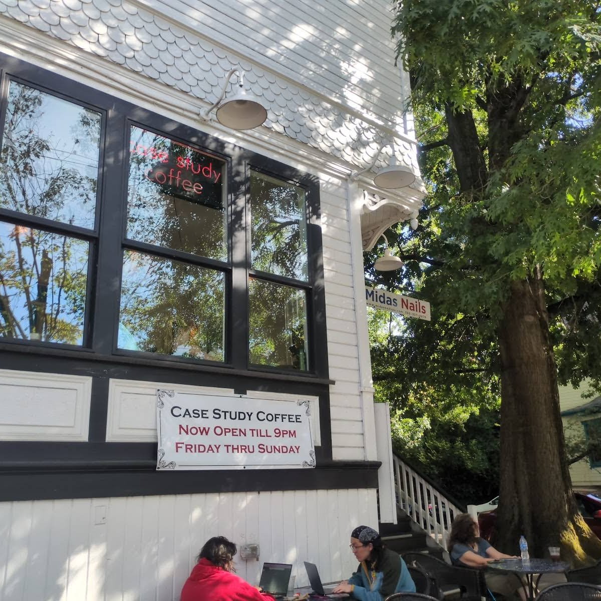 Case Study Coffee Roasters specialty coffee shop in Portland - photo 14