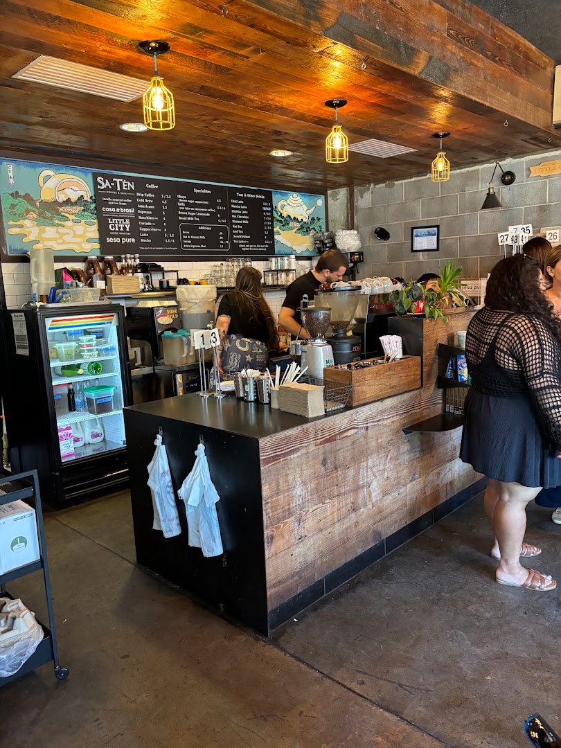 Sa-Tén @ Canopy specialty coffee shop in Austin - photo 10
