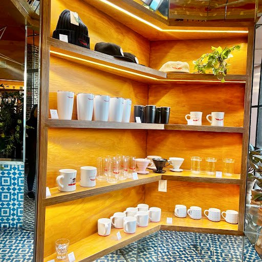 Intelligentsia Coffee Silver Lake Coffeebar specialty coffee shop in Los Angeles - photo 9