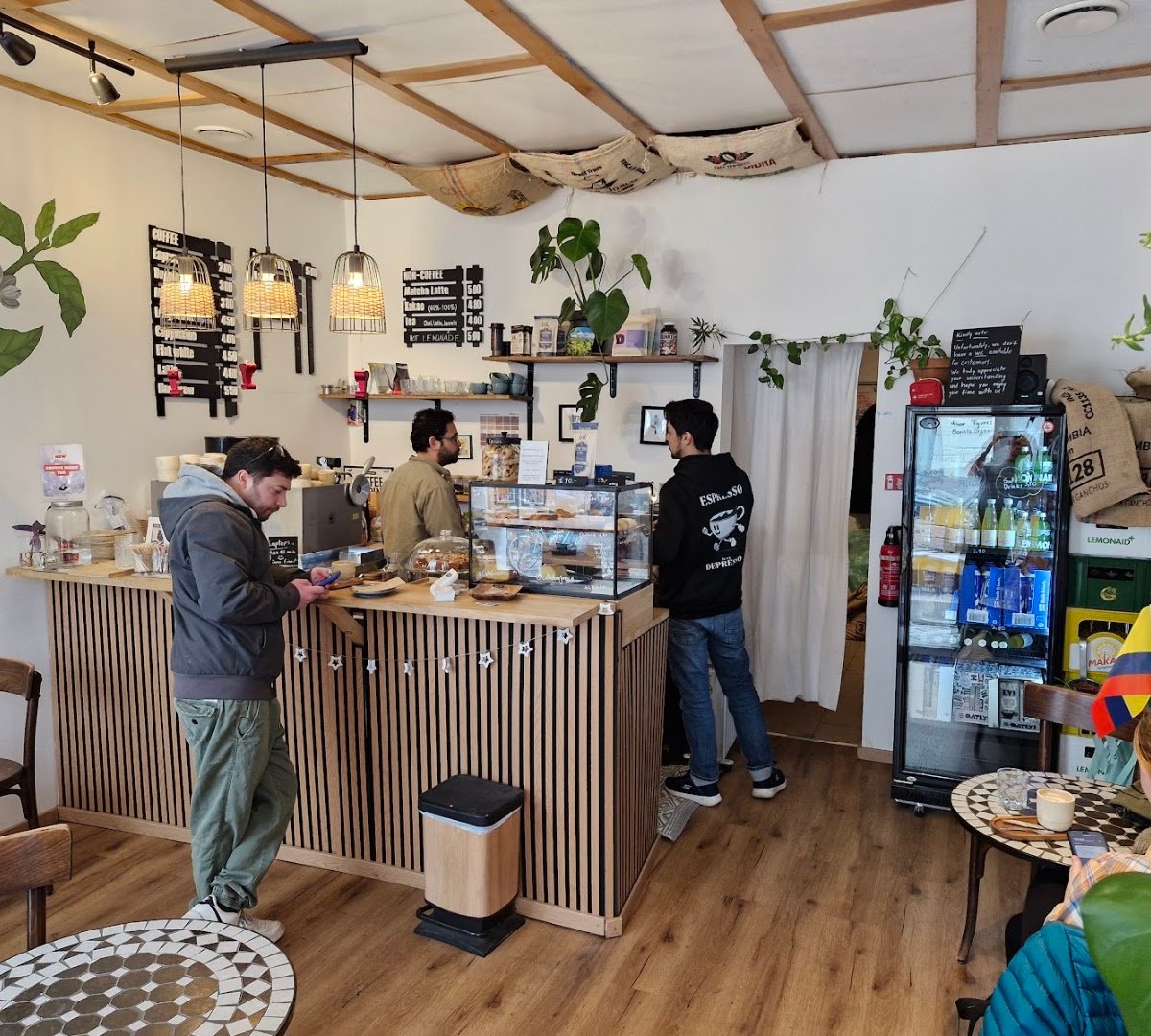 Interior of Don Joaco | Coffeefarm | Coffeebike | Coffeeshop | Coffee Roasters, specialty coffee shop in Vienna