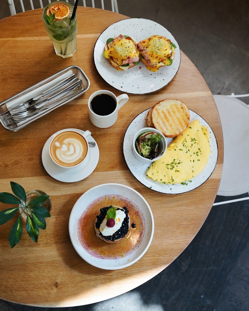 Coffee at Mistral Cafe, specialty coffee shop in Prague