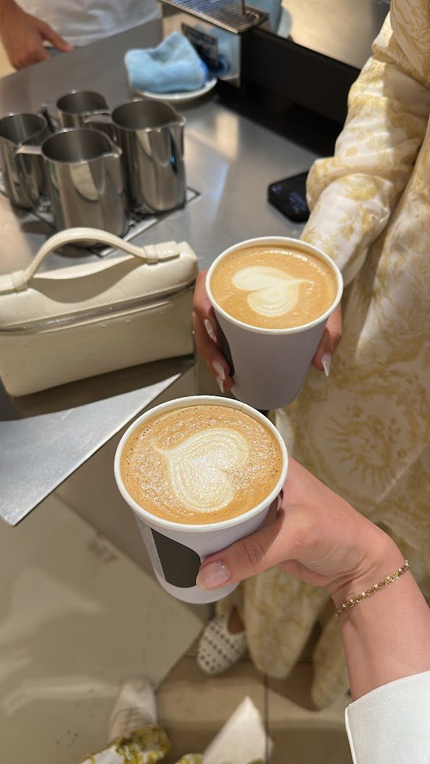 Coffee at miró Passage Sihlquai, specialty coffee shop in Zurich