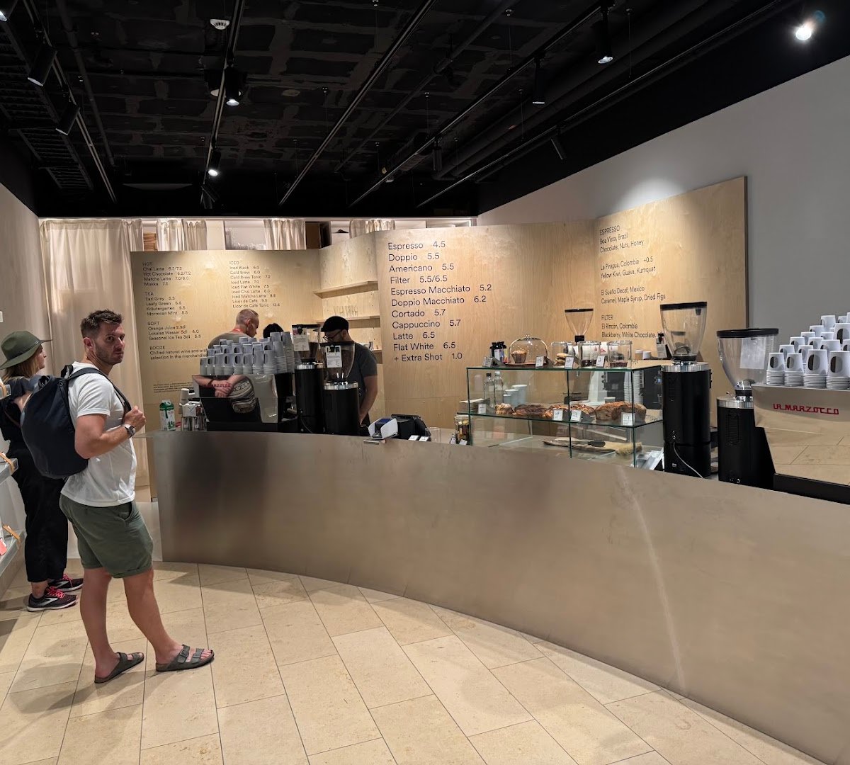 Interior of miró Passage Sihlquai, specialty coffee shop in Zurich